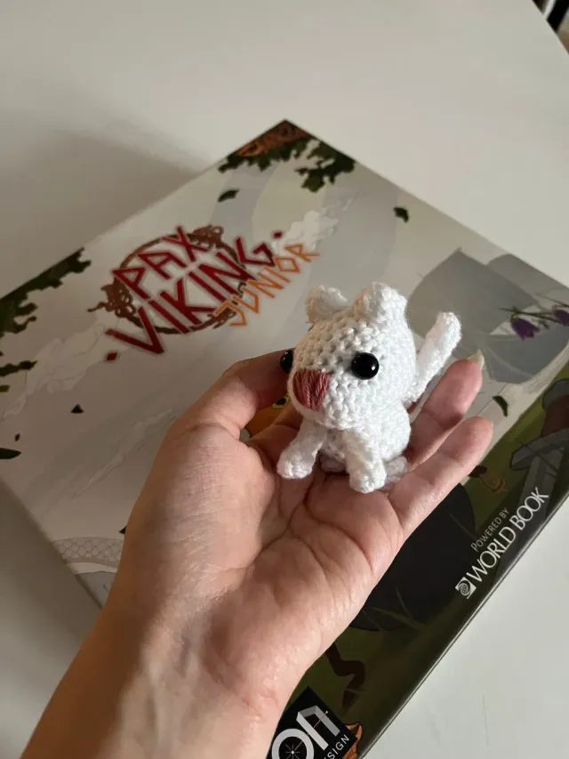 ION Game Design Pax Viking Junior peluche chat crochet Mau