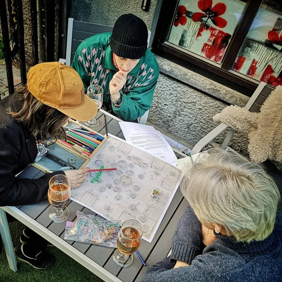 ION Game Design StegegetS Solar System jeu famille espace