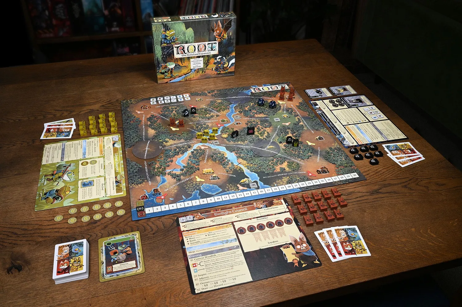 Leder Games Root Homeland extension 3 factions
