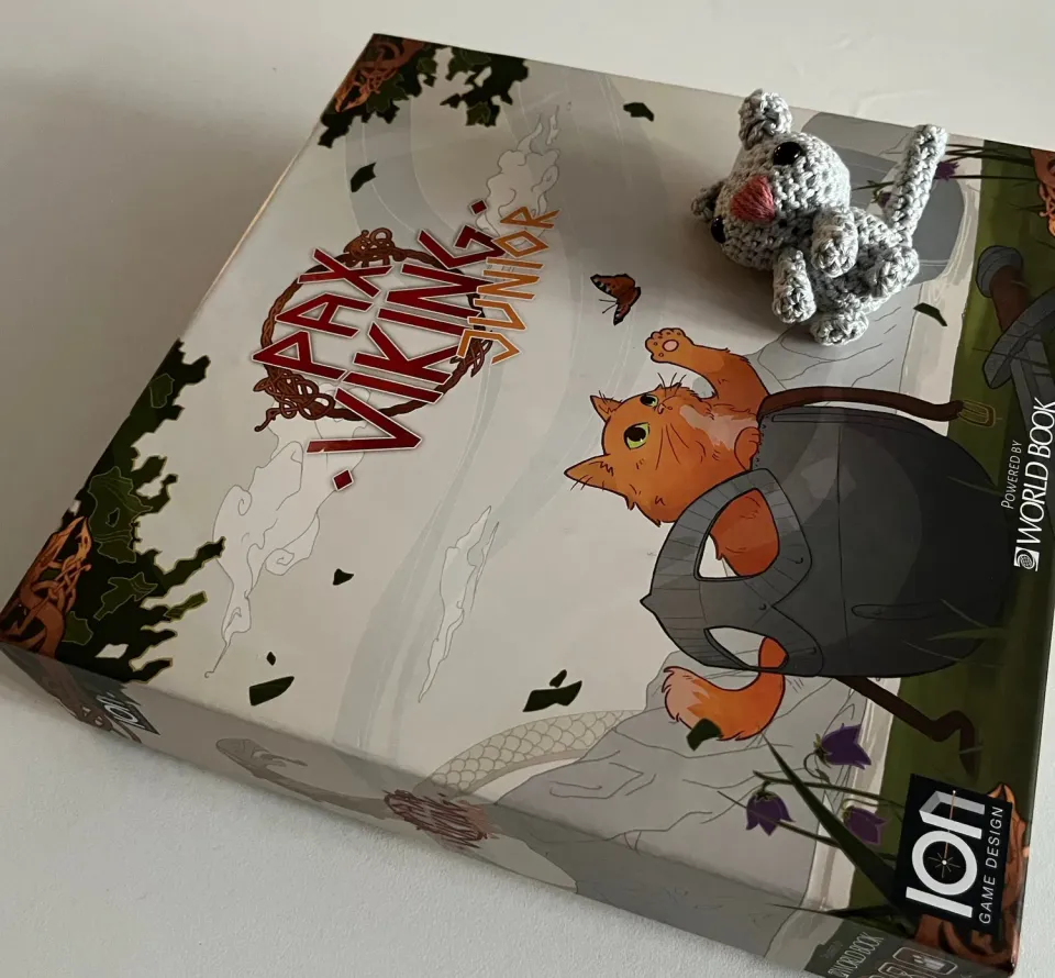 ION Game Design Pax Viking Junior peluche chat fait main