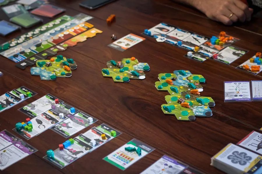 ION Bios Megafauna 2e édition jeu de société évolution