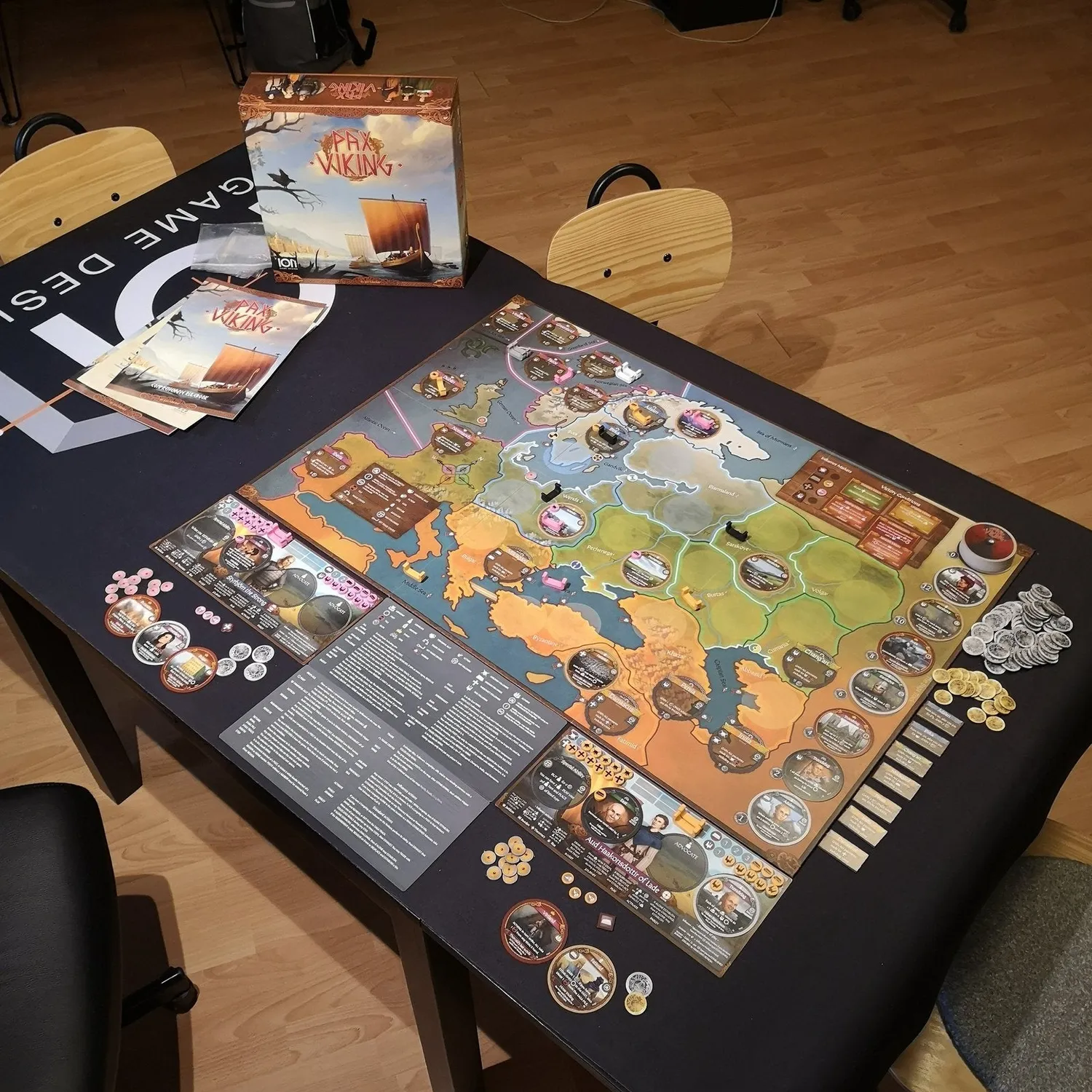 ION Pax Viking jeu de société histoire solo