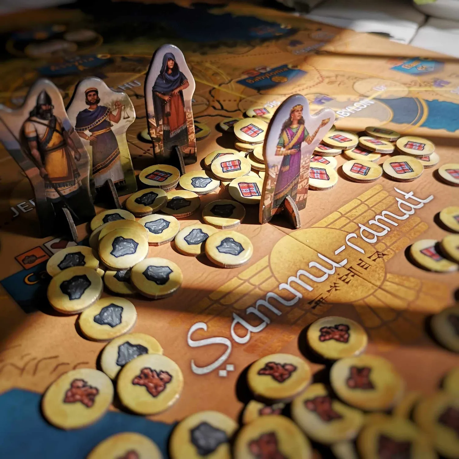 ION Game Design Sammu-ramat jeu de société historique coop